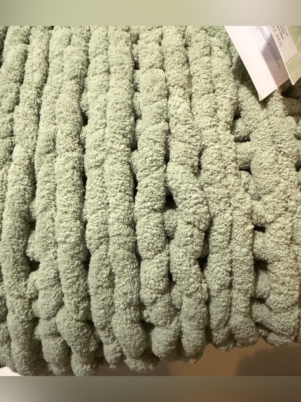 West Elm Olive Green Plush Chunky Throw 44 x 56 in / 112 x 142 cm SAGE - Picture 3 of 10